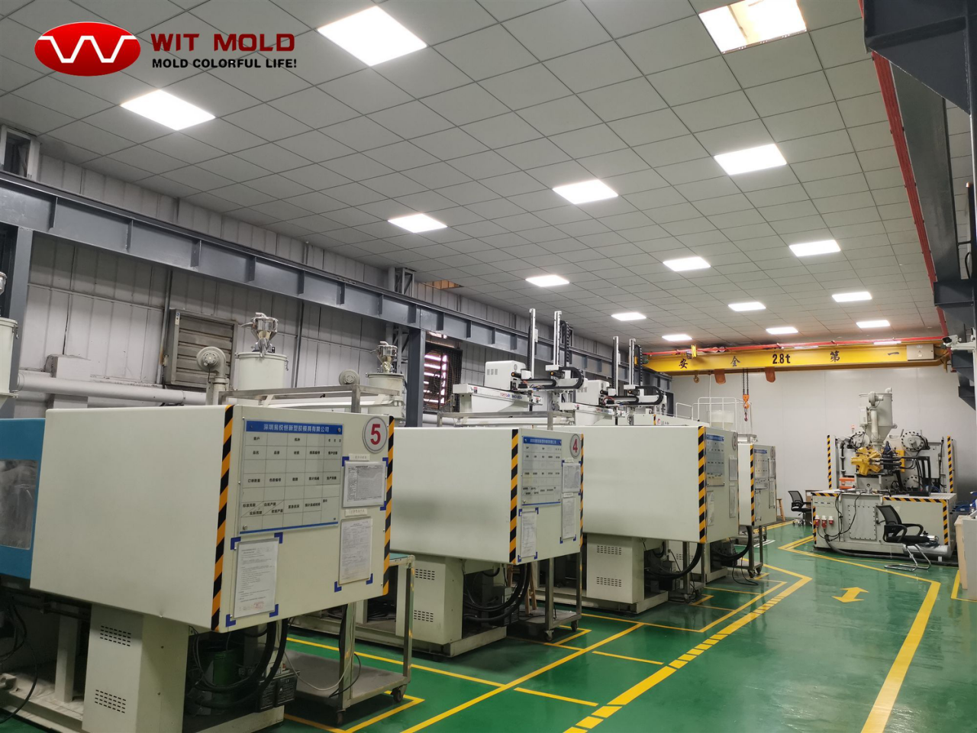 injection molding machine