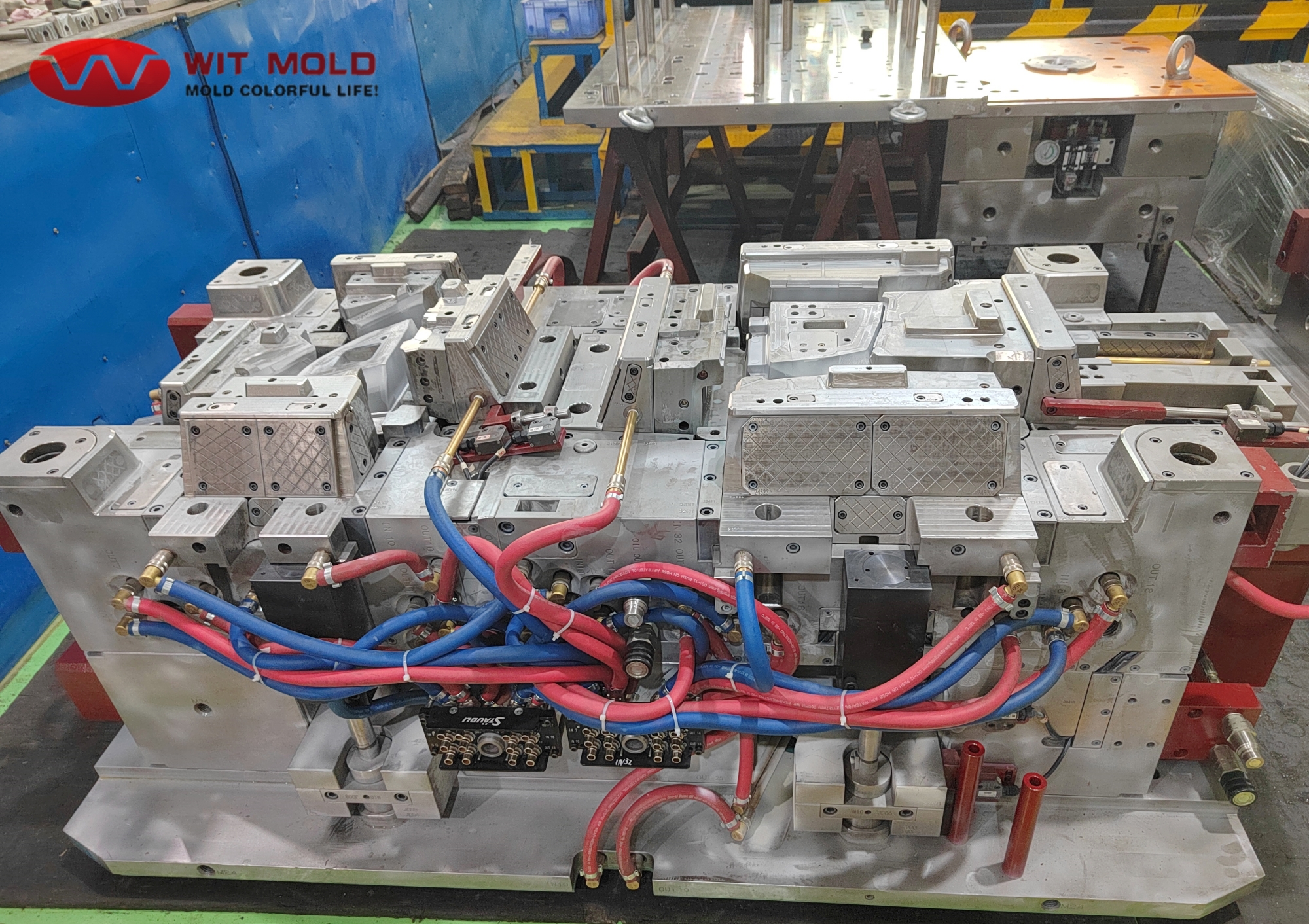 Engineering Excellence Behind Complex Mold Projects